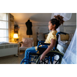 cuidador especialista em crianças com deficiência Maracanã